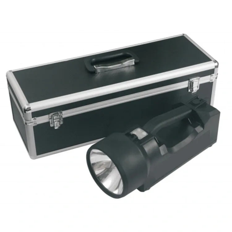 Portable Xenon Searchlight ကိုအသုံးပြုတဲ့အခါ သတိထားရမယ့်အရာ